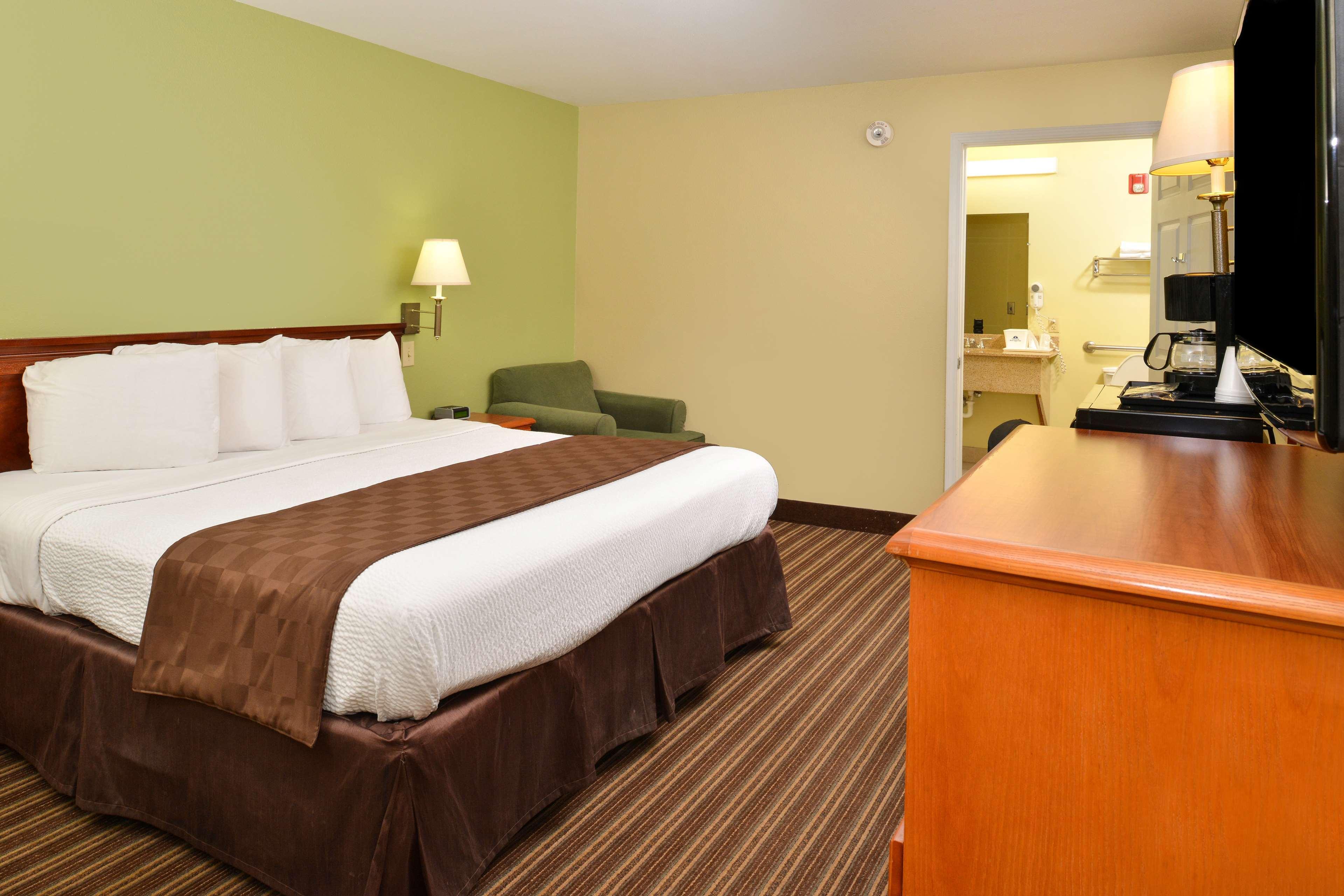 Americas Best Value Inn And Suites Литл-Рок Экстерьер фото
