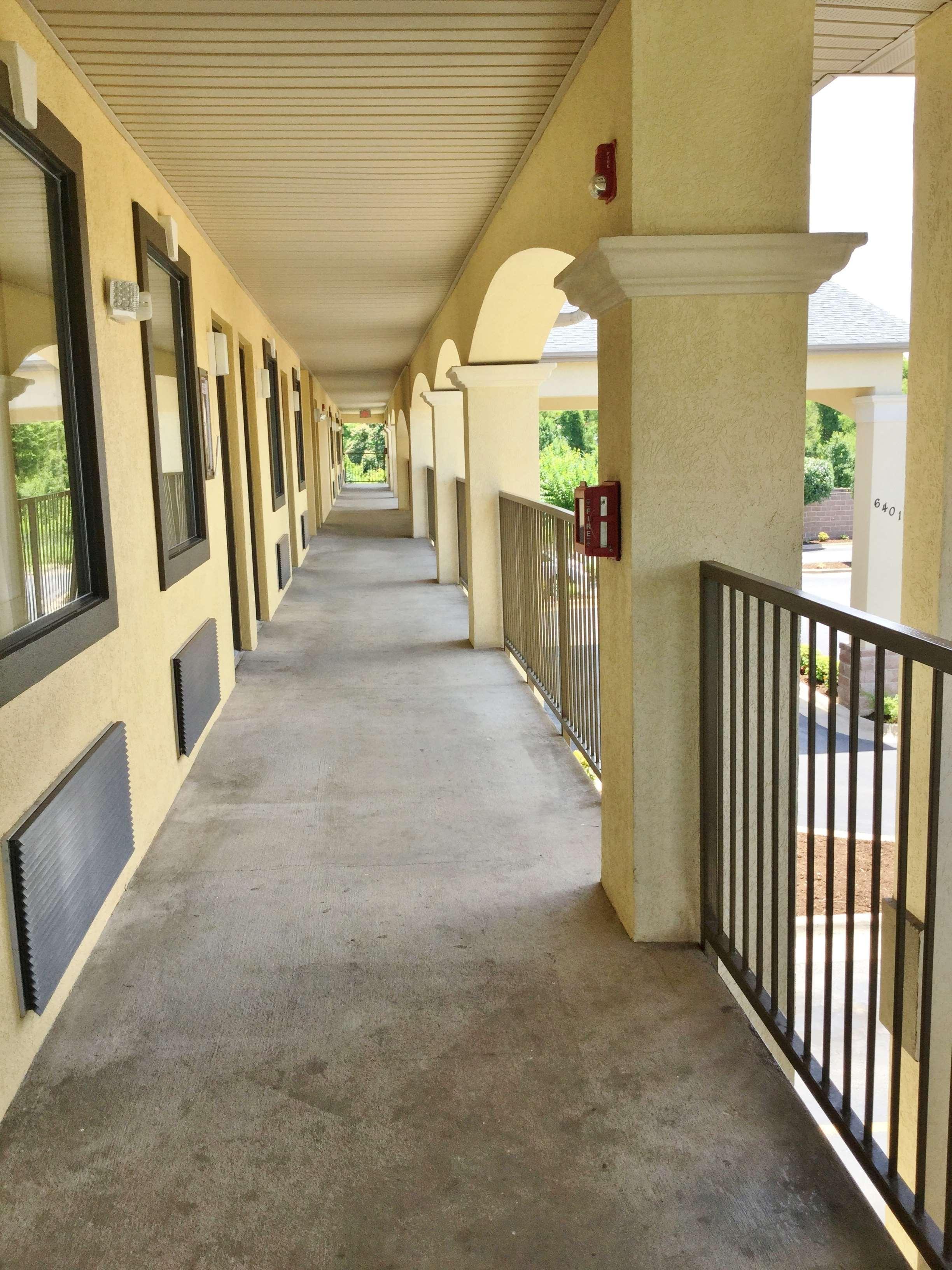 Americas Best Value Inn And Suites Литл-Рок Экстерьер фото