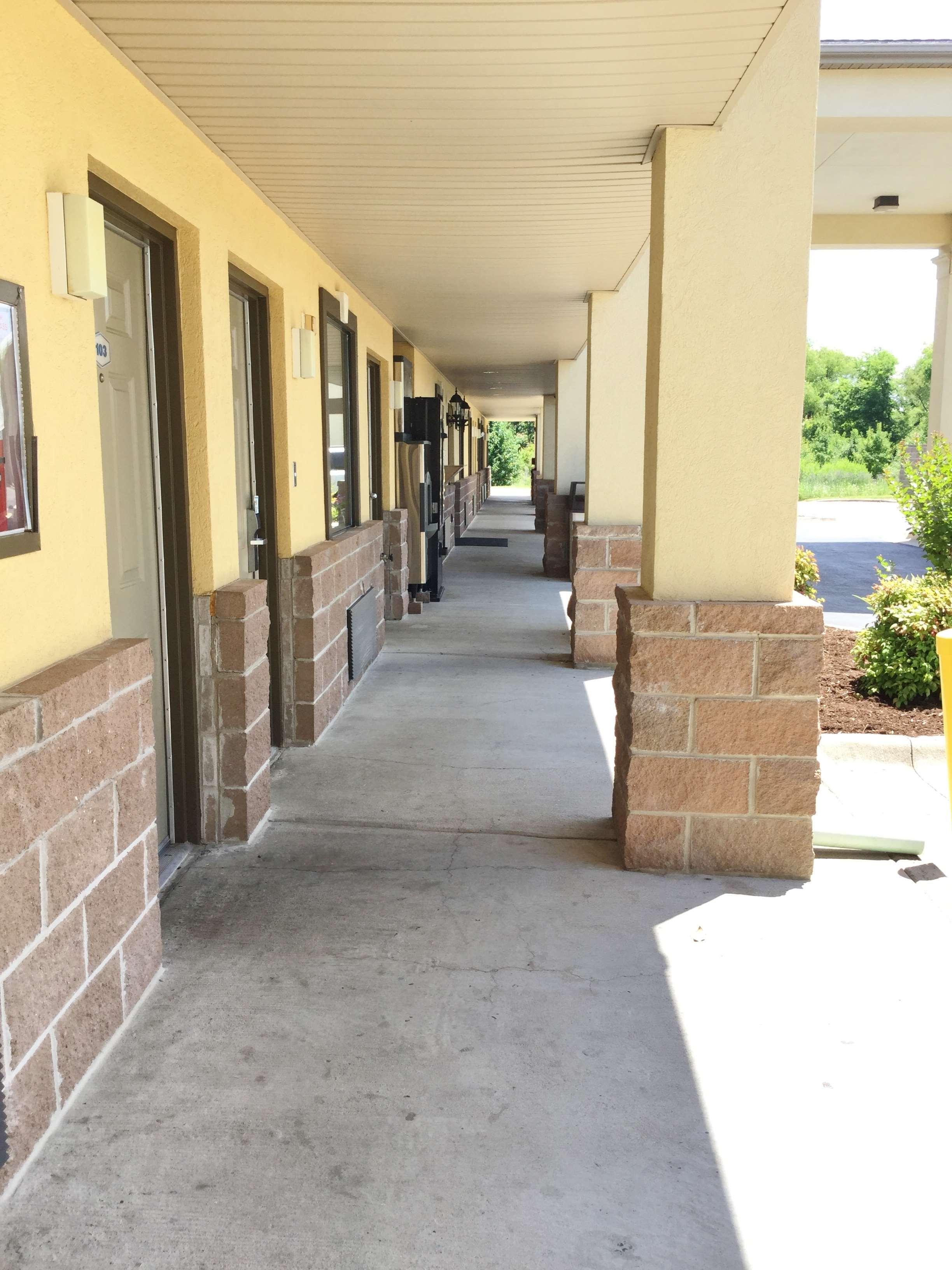 Americas Best Value Inn And Suites Литл-Рок Экстерьер фото