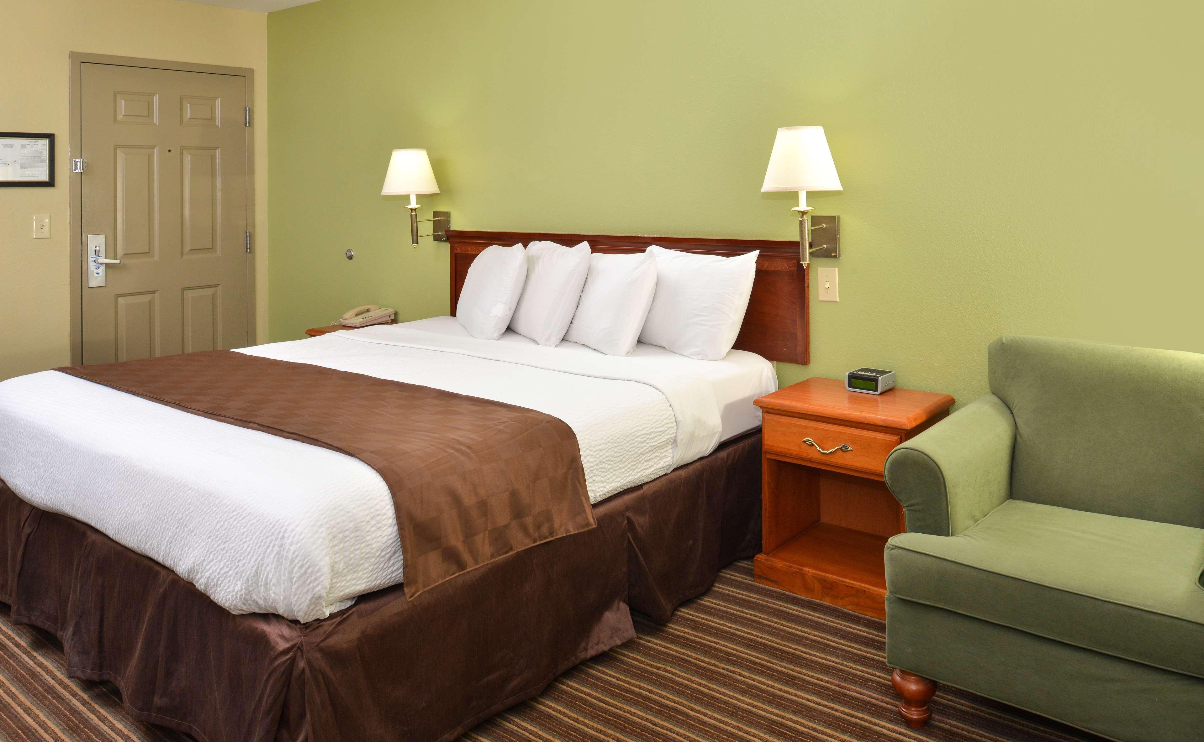 Americas Best Value Inn And Suites Литл-Рок Экстерьер фото