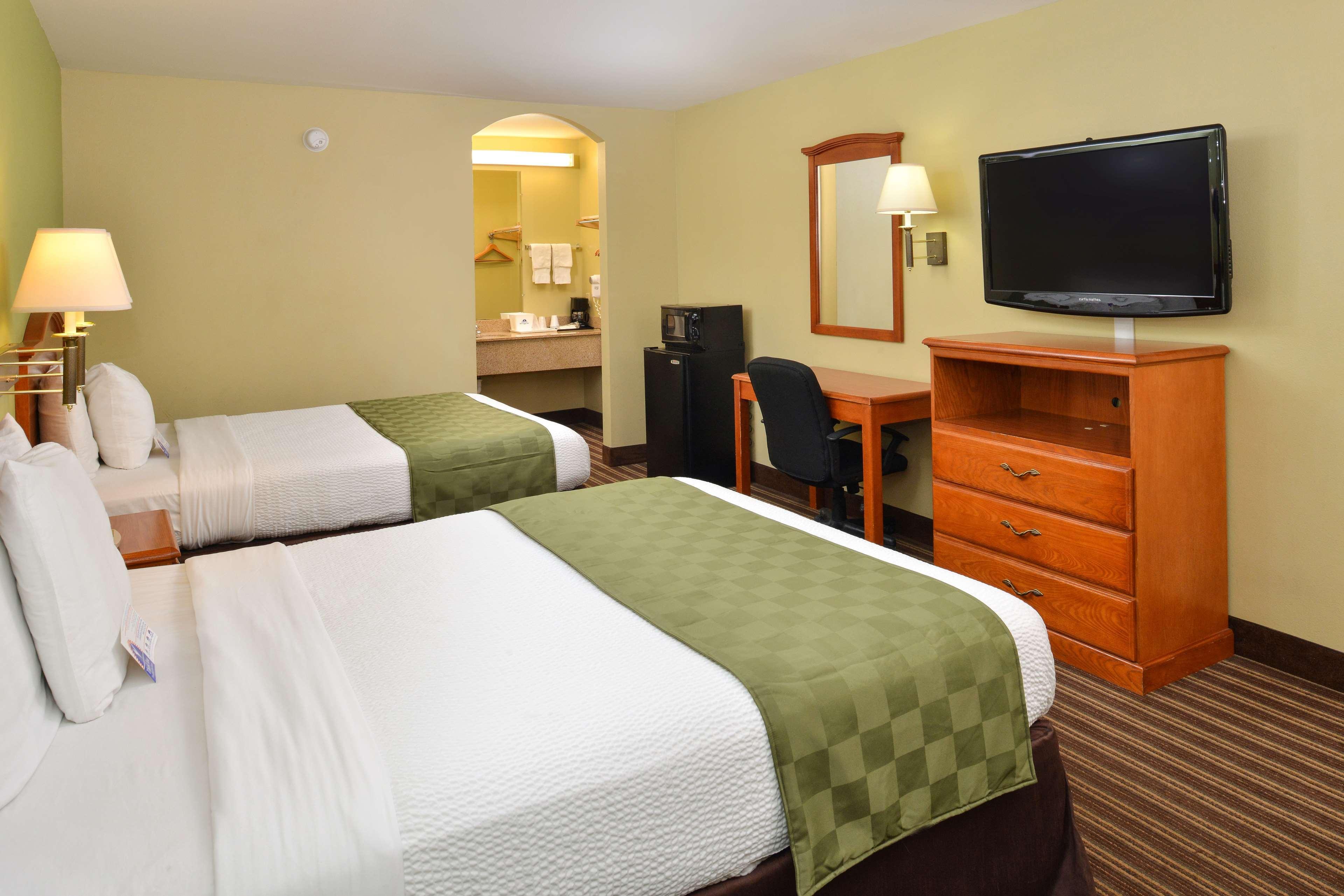 Americas Best Value Inn And Suites Литл-Рок Экстерьер фото