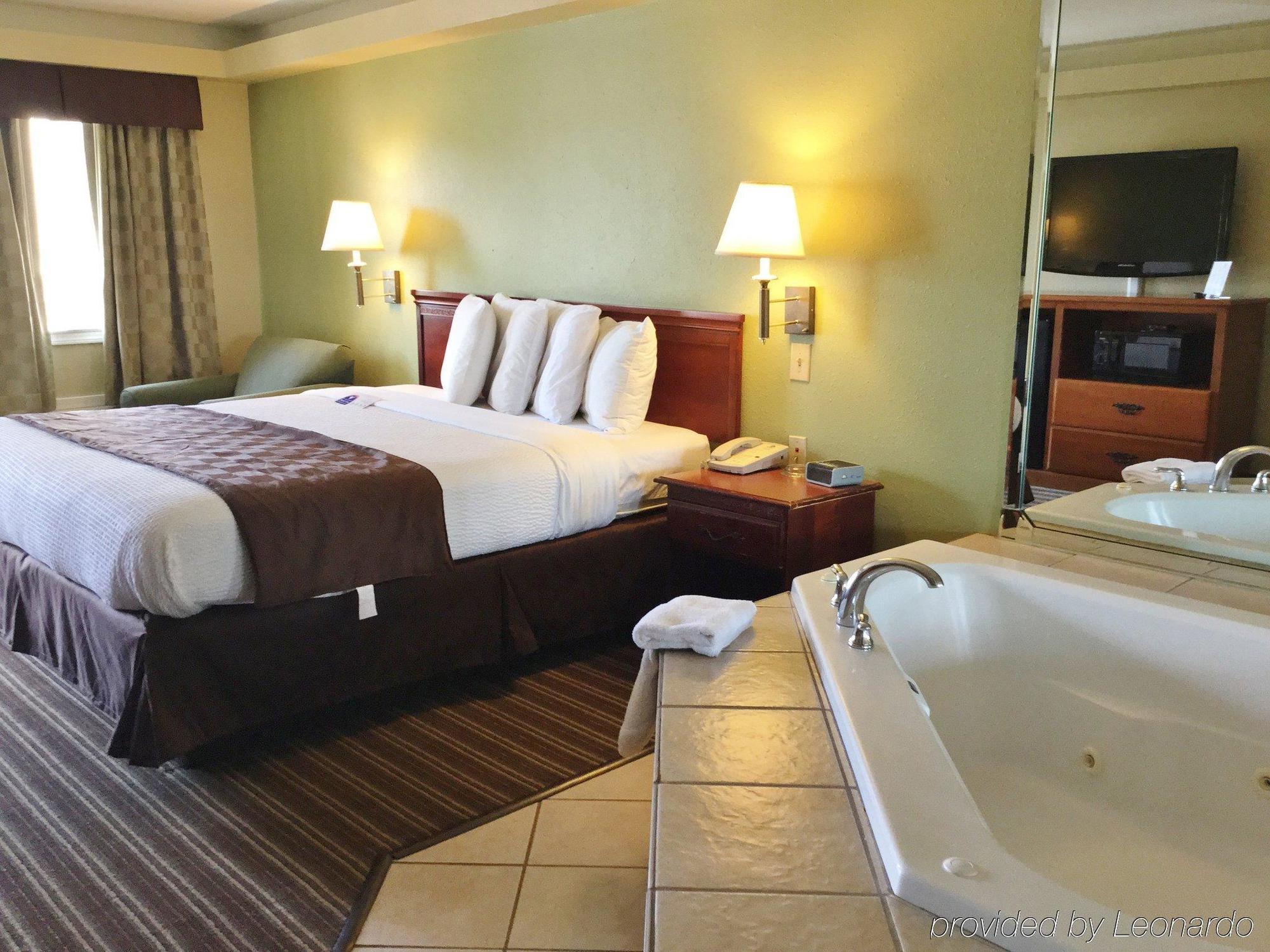 Americas Best Value Inn And Suites Литл-Рок Экстерьер фото